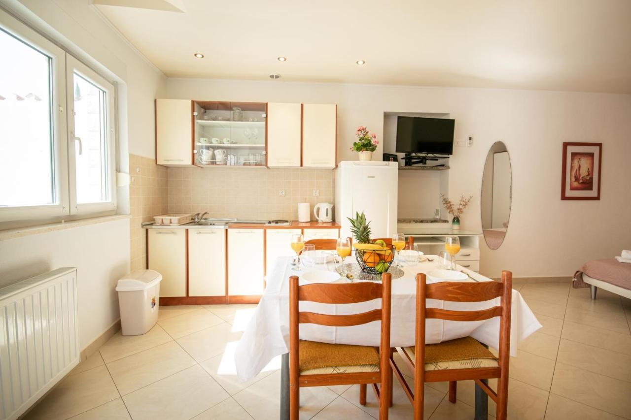 Apartmani Rita Baška Voda Zewnętrze zdjęcie